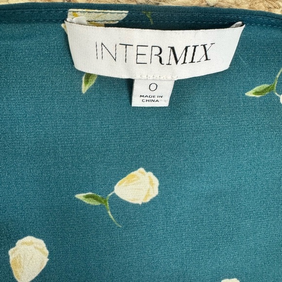 INTERMIX Blue Bodycon Long Sleeve Dress. D37 - Picture 17 of 17